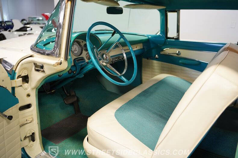1956 Ford Fairlane