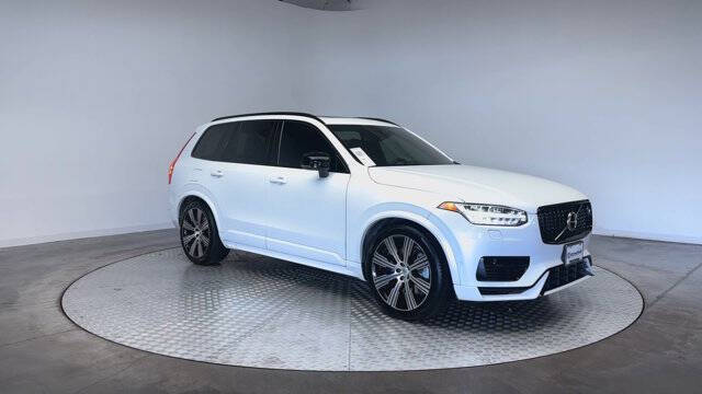 2022 Volvo XC90 Recharge T8 R-Design