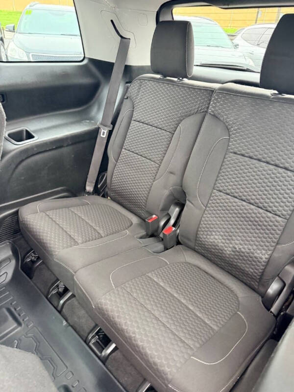 2017 GMC Acadia SLE-2