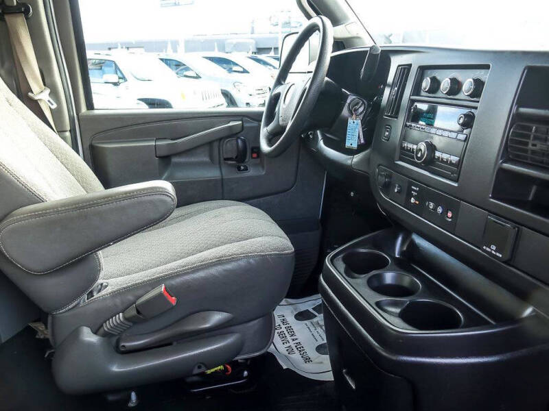 2018 Chevrolet Express 2500