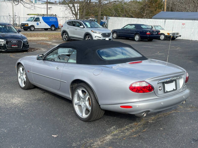 2001 Jaguar XKR
