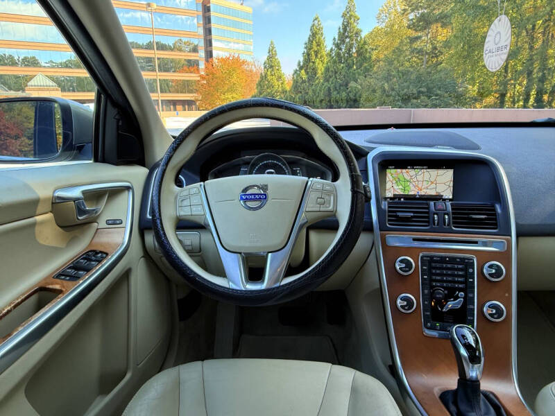 2015 Volvo XC60 T5 Drive-E Platinum