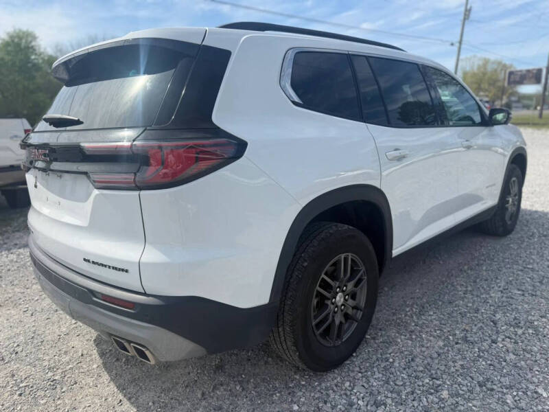 2025 GMC Acadia Elevation