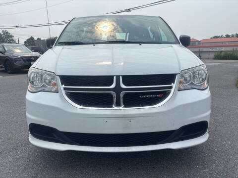 2016 Dodge Grand Caravan American Value Package