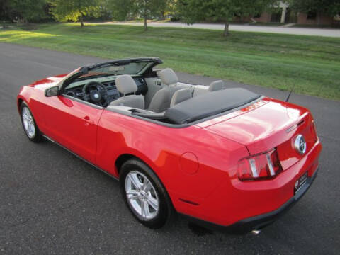 2011 Ford Mustang V6