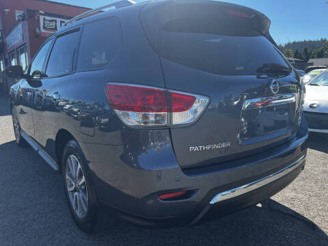 2014 Nissan Pathfinder SV