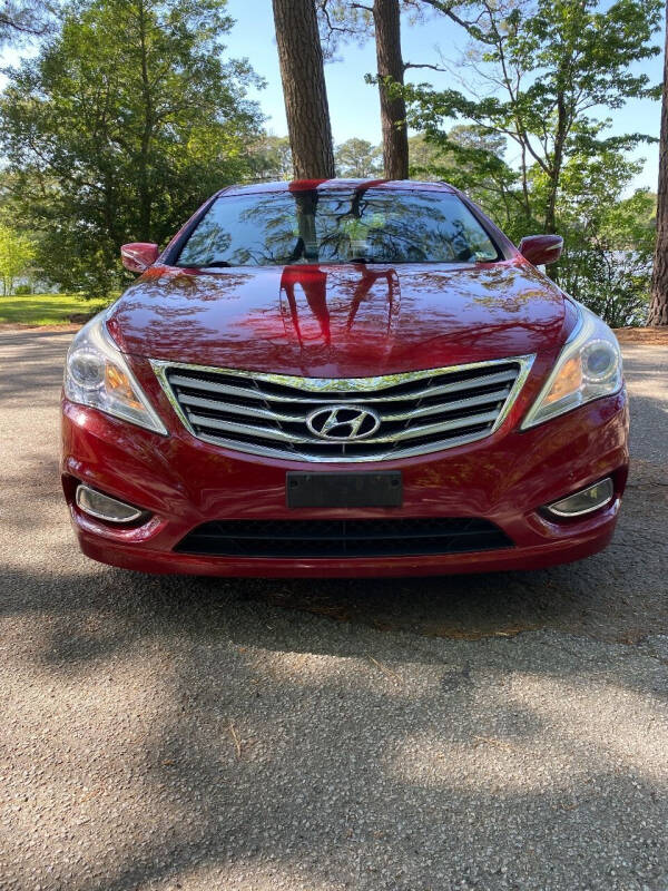 2013 Hyundai Azera for sale at Calvary Cars & Service Inc. in Chesapeake VA