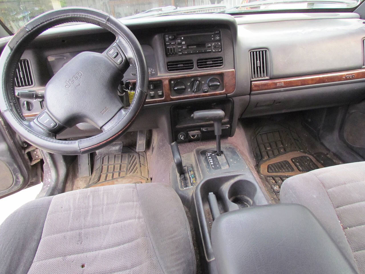 1996 Jeep Grand Cherokee for sale at CAT CREEK AUTO in Menahga, MN