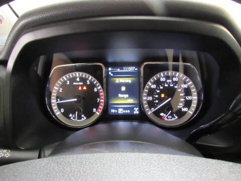 2017 Nissan Titan SL