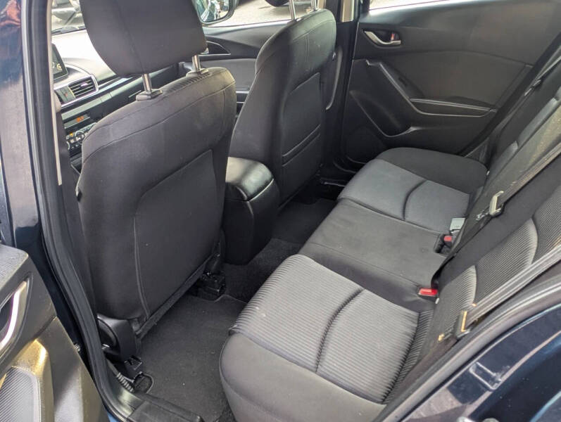 2016 Mazda MAZDA3