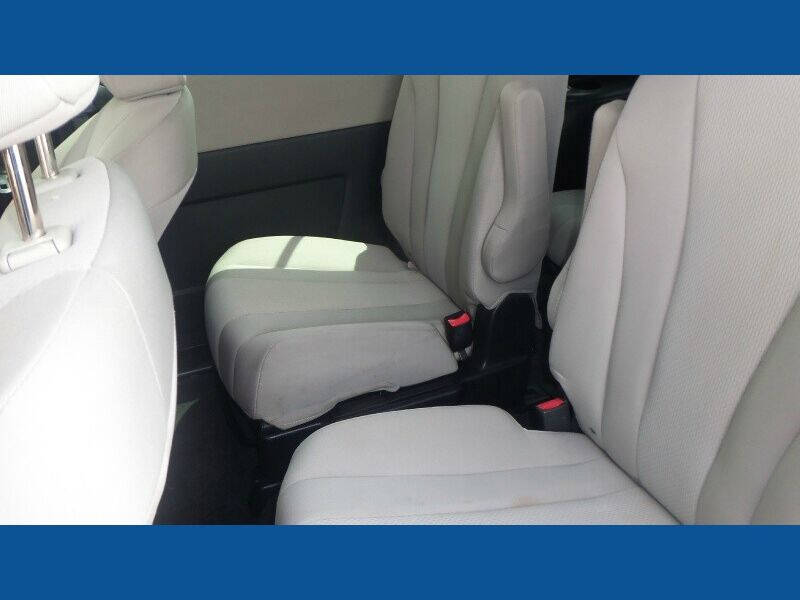 2014 Mazda MAZDA5 Sport