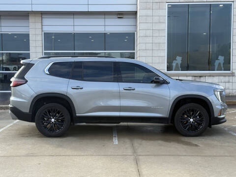 2024 GMC Acadia Elevation