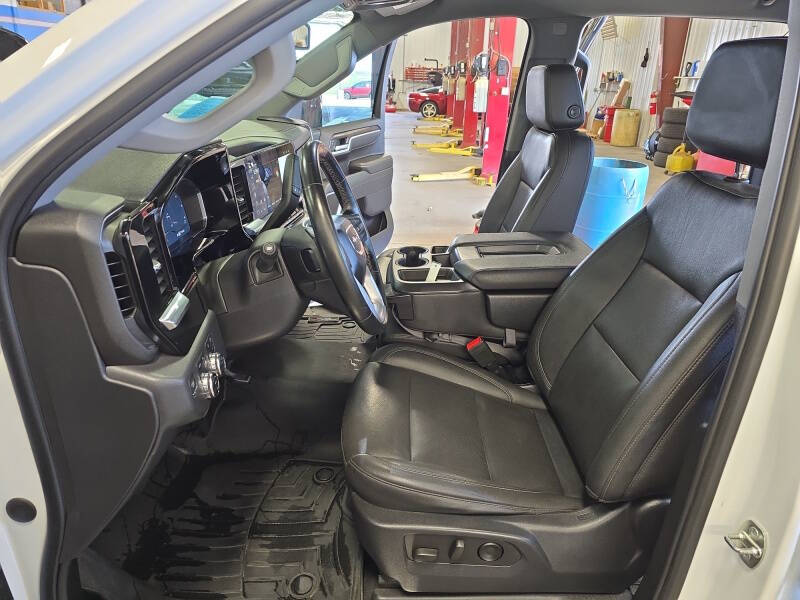 2023 GMC Sierra 1500