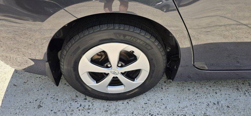 2013 Toyota Prius Three