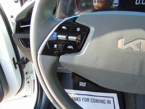2024 Kia Niro EX