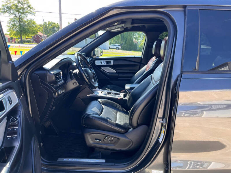 2020 Ford Explorer Platinum