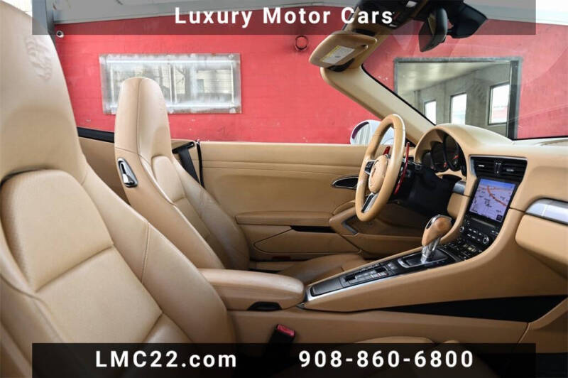 2017 Porsche 911 Carrera