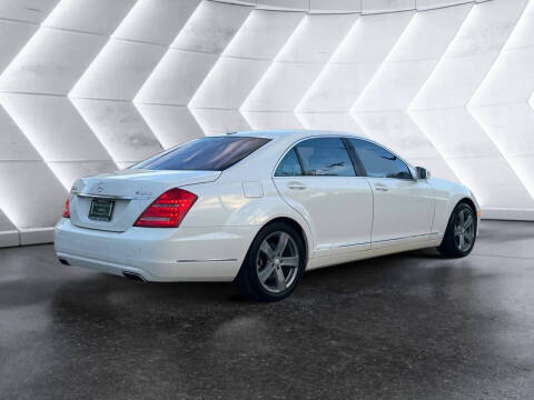 2010 Mercedes-Benz S-Class S 550 4MATIC