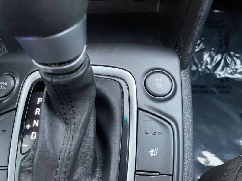 2020 Hyundai Kona SEL