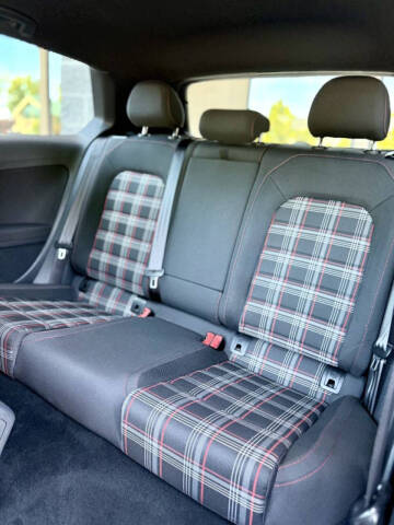 2015 Volkswagen Golf GTI S