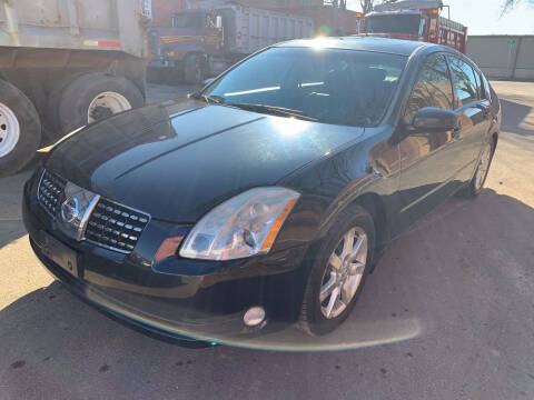 2005 Nissan Maxima for sale at Square Business Automotive in Milwaukee WI