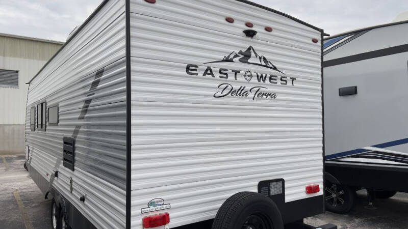 2022 Forest River E-W DELLA TERRA