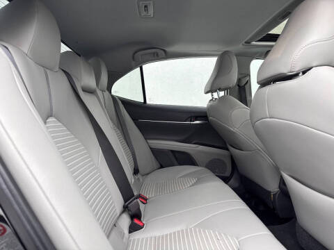 2019 Toyota Camry SE