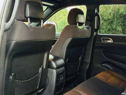 2018 Jeep Grand Cherokee Laredo E