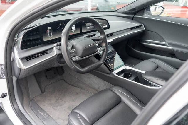 2024 Lucid Air 8