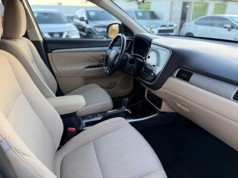 2017 Mitsubishi Outlander