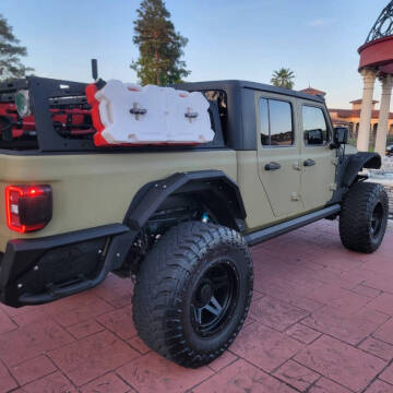 2020 Jeep Gladiator Sport S