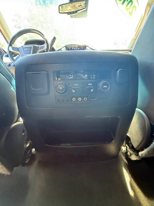 2015 GMC Yukon Denali