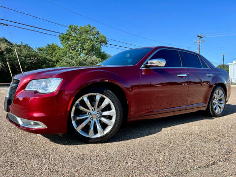 2019 Chrysler 300 for sale at DFW Auto Provider in Haltom City TX