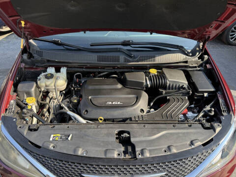 2018 Chrysler Pacifica Touring L