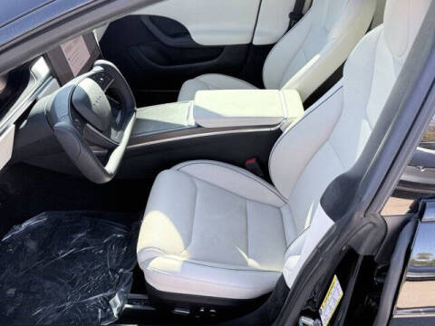 2023 Tesla Model S Plaid