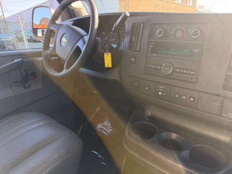 2016 Chevrolet Express 2500