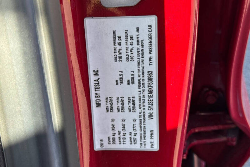 2019 Tesla Model 3 Standard Range Plus