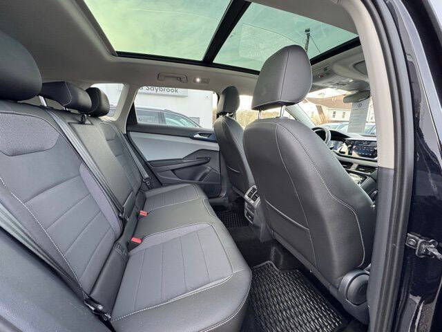 2024 Volkswagen Taos SE 4Motion