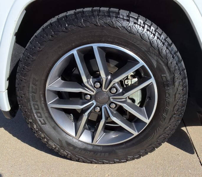 2020 Jeep Grand Cherokee Overland