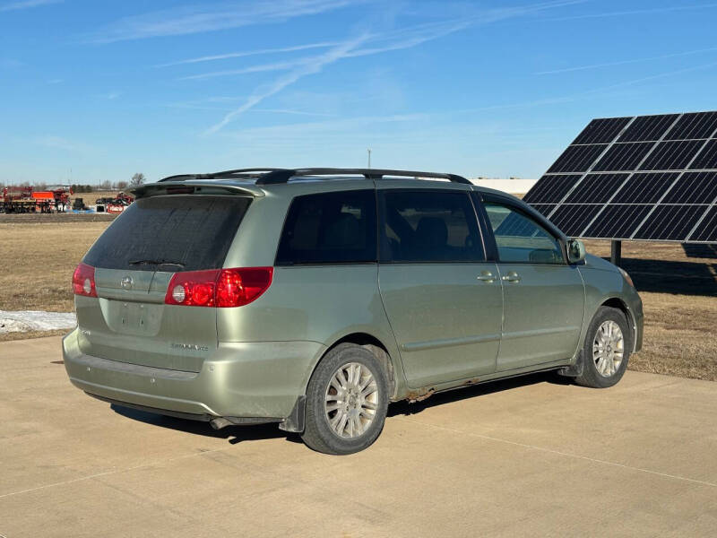 2010 Toyota Sienna