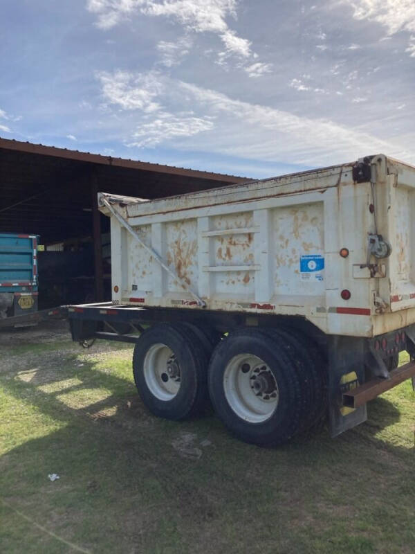 2001 Stovall SEI PUP for sale at A ASSOCIATED VEHICLE SALES in Weatherford TX