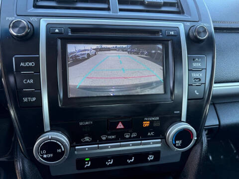 2014 Toyota Camry SE