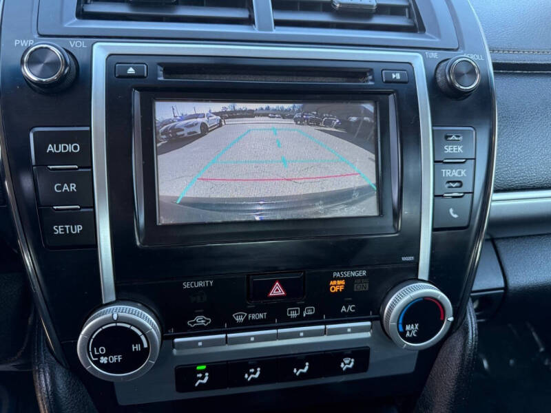 2014 Toyota Camry SE