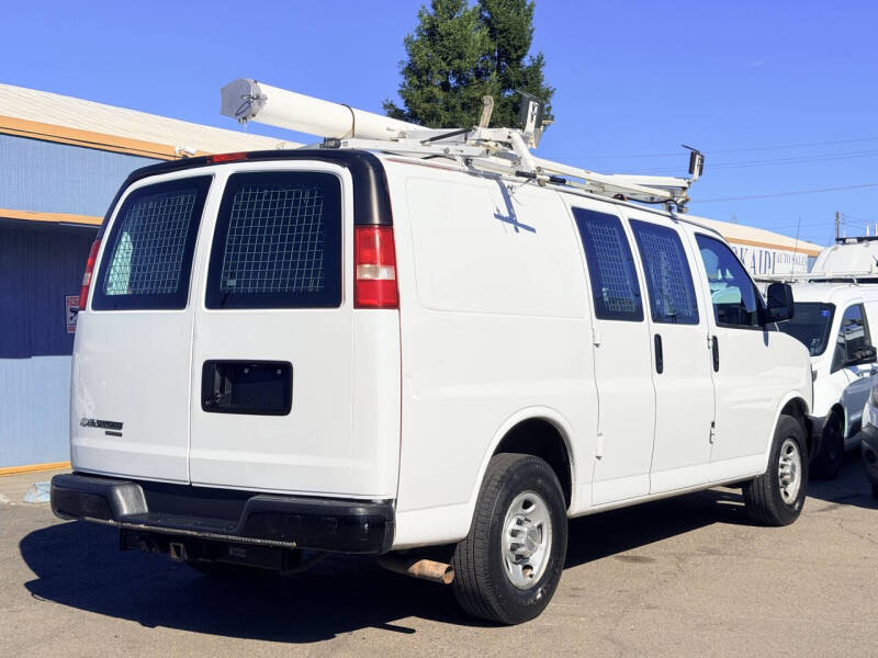 2013 Chevrolet Express 2500