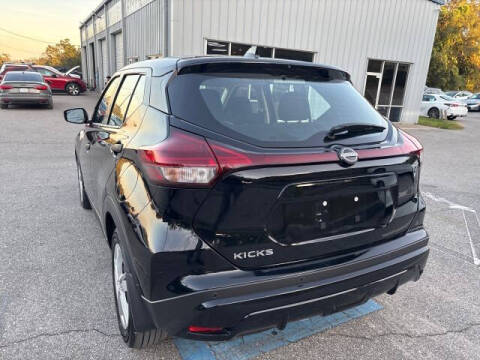 2024 Nissan Kicks S