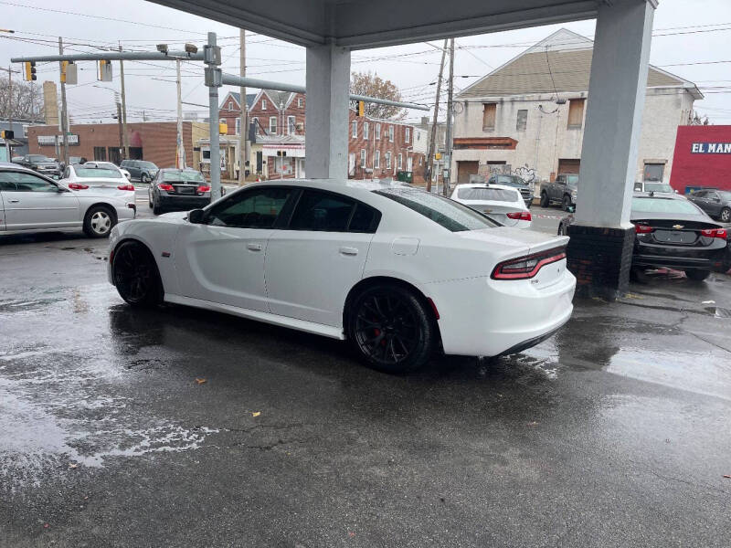 Image 2 of 2018 Dodge Charger R/T Scat Pack