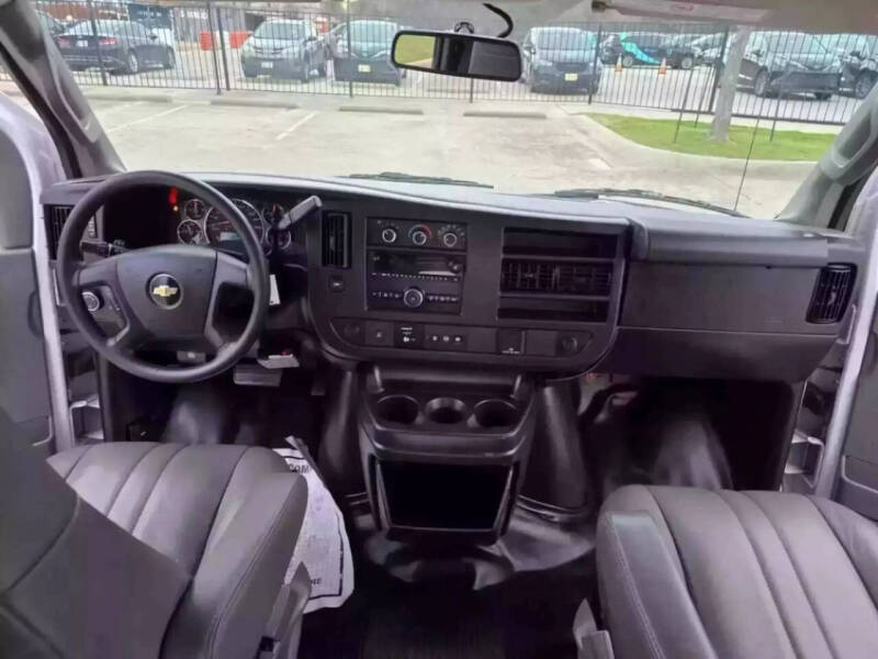 2019 Chevrolet Express 2500