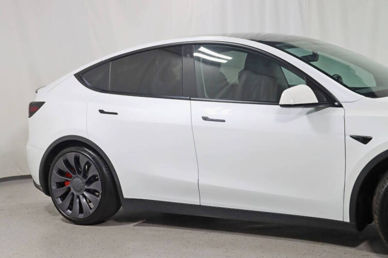 2023 Tesla Model Y Performance