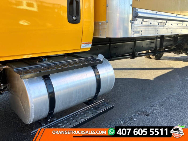 2019 International DuraStar 4300