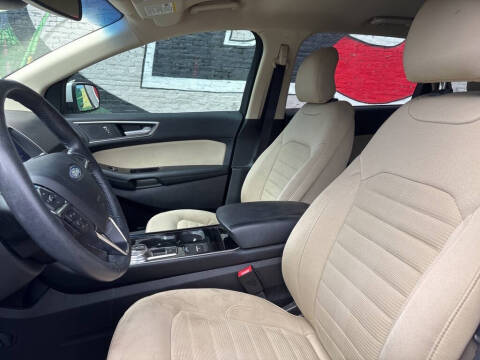 2019 Ford Edge SEL